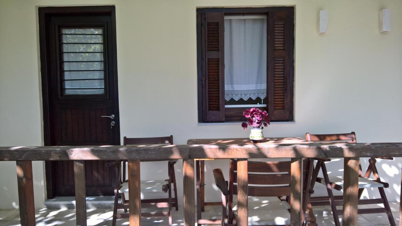 Sotiroulis Apartments Néa Meságkala Exterior foto